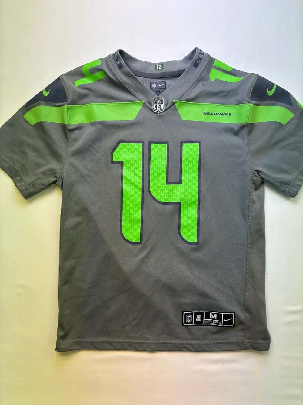 Seattle Seahawks DK Metcalf Nike Gray Inverted Team Game Jersey Youth Medium